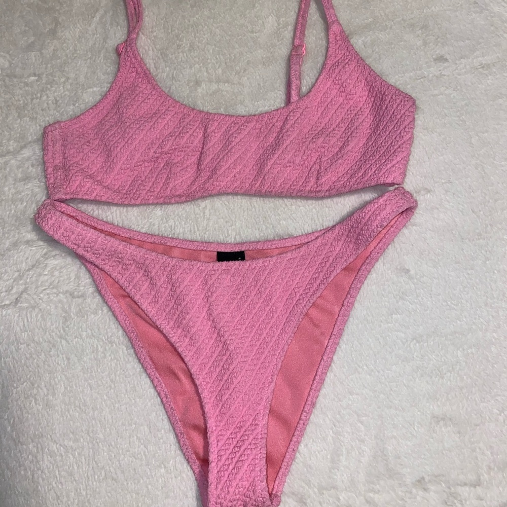 Pink triangl bikini
